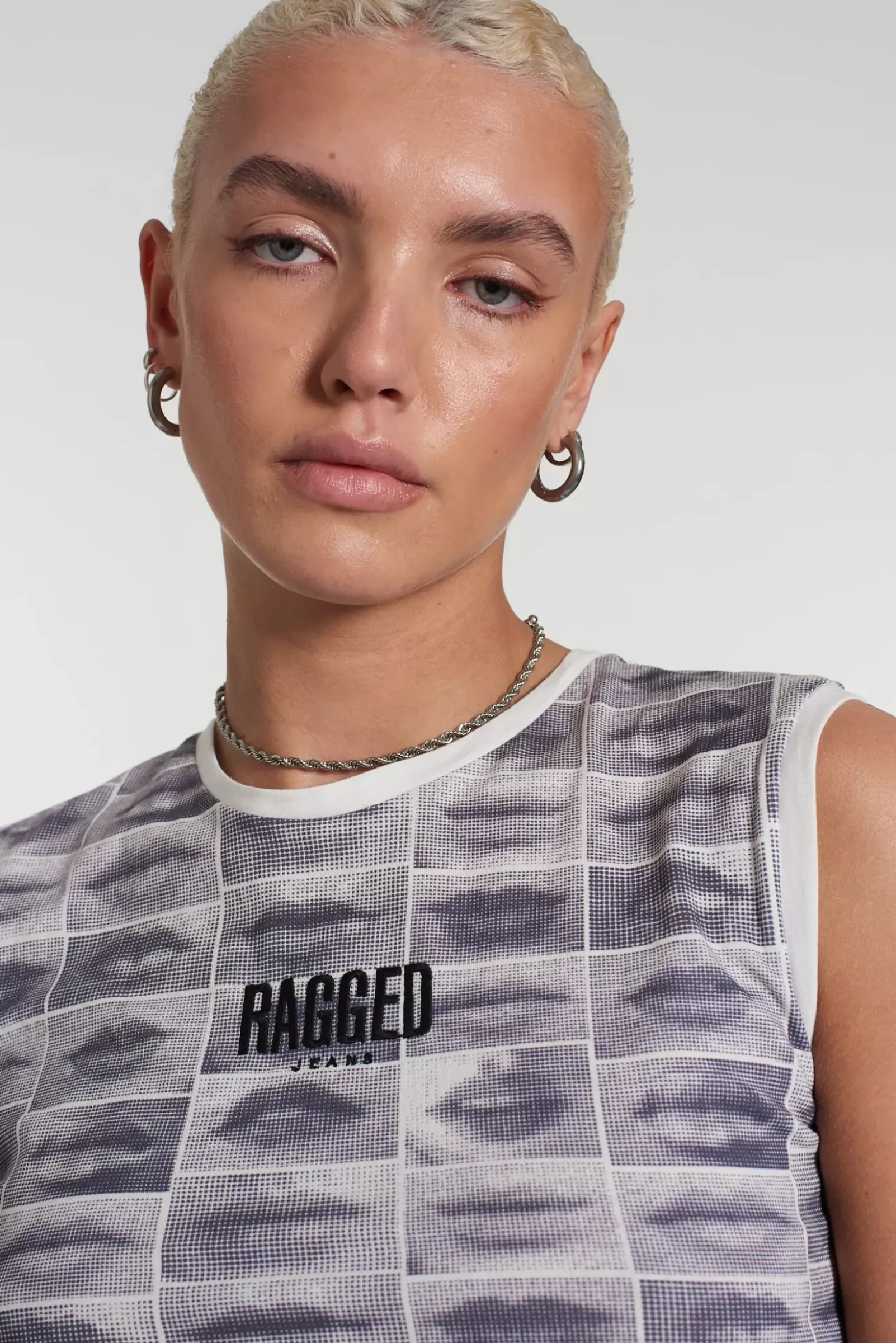T-Shirts & Tops^The Ragged Priest Lip Print Handkerchief Top