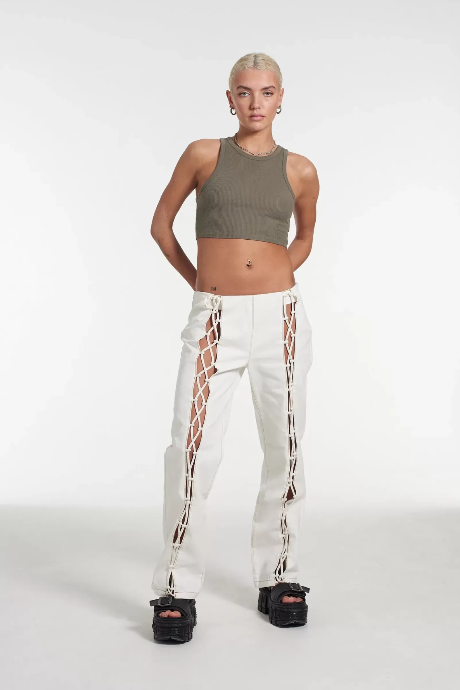 Jeans^The Ragged Priest Milk It Wilderness Lace Front Jean
