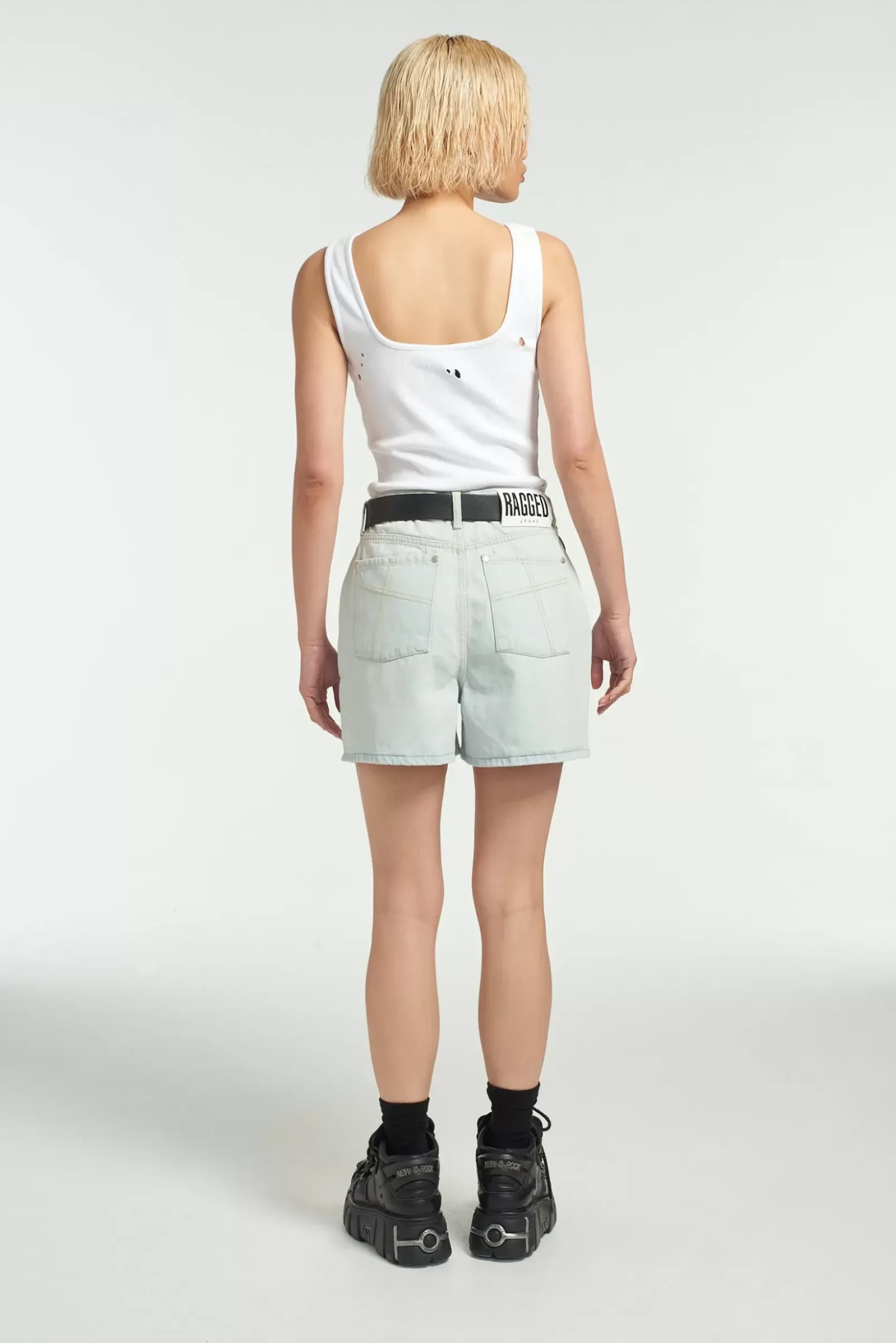 Skirts & Shorts^The Ragged Priest Mom Short Stonewash