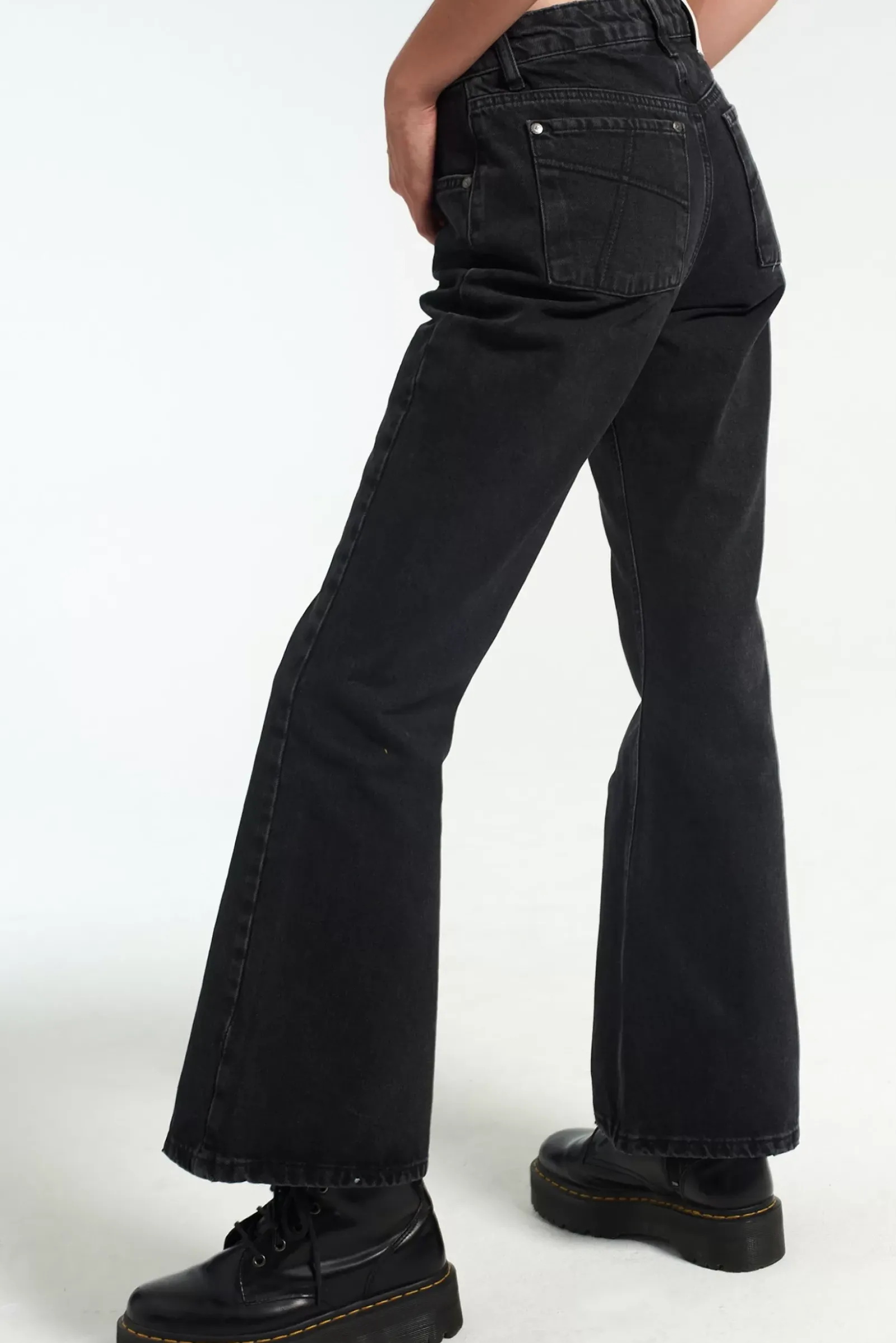 Jeans^The Ragged Priest Organic Boot Cut Dakota Jean Charcoal