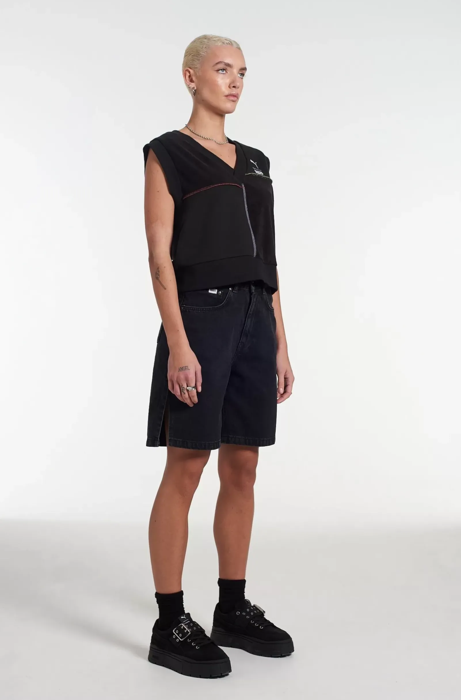 Knitwear & Sweats^The Ragged Priest Puma X vest Black
