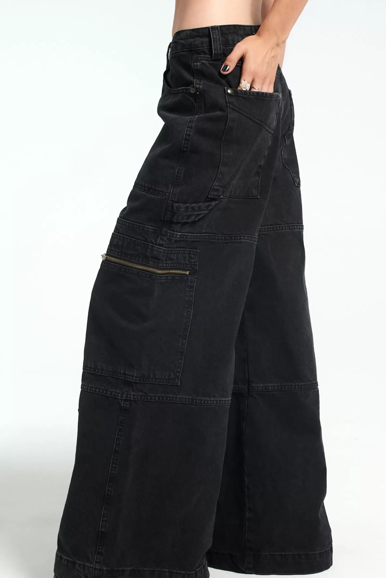 Jeans^The Ragged Priest Zip Sweeper Jean - Charcoal